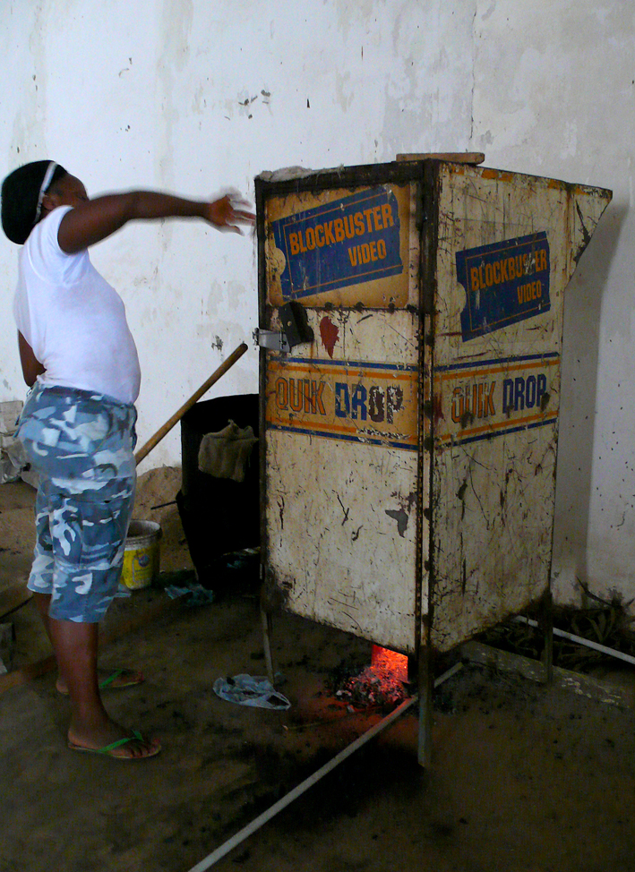 blockbuster-oven-liberia.jpg